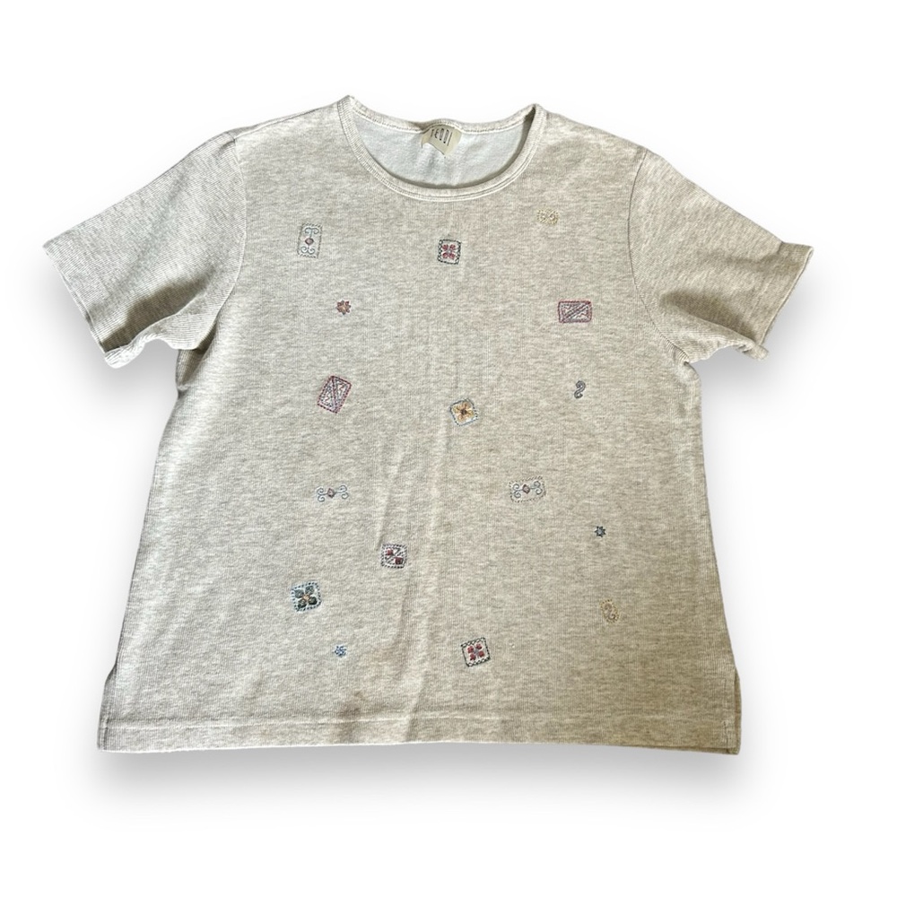[Teddi] VTG Embroidered Tee